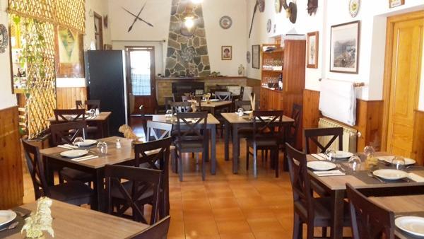 Pension El Pirineo Confrides Екстериор снимка